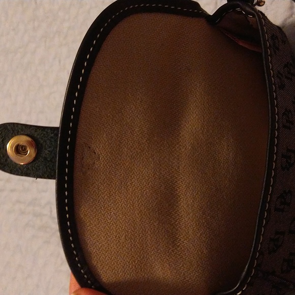 Vintage Dooney & Bourke Signature Black Wristlet. Tan inside. - Picture 8 of 12